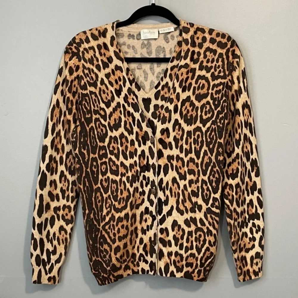 Vintage Leopard Print Neiman Marcus Cashmere Cardigan and T Shirt Twinset - Picture 2 of 7